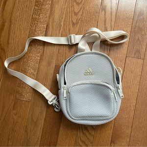 Mini adidas bag convertible straps